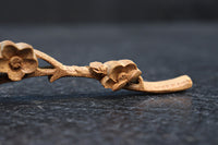 極小!! 可愛らしい梅の花が咲くとても小さな彫刻飾りセット　DC8364　在庫2個一組