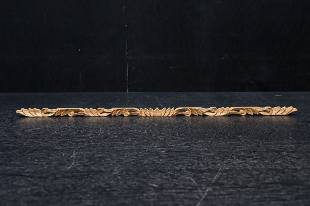 極細！！ 花と葉をシンメトリ－に描いた細長彫刻飾り　DC8367　在庫2本