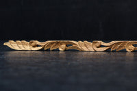 極細！！ 花と葉をシンメトリ－に描いた細長彫刻飾り　DC8367　在庫2本