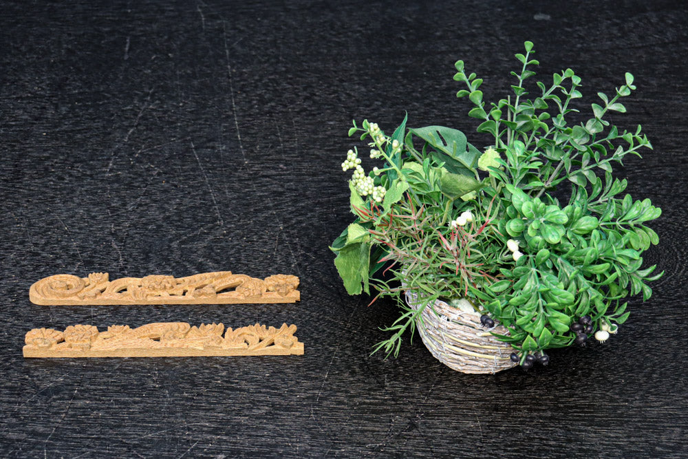 Small sculpture ornament DC8369ab