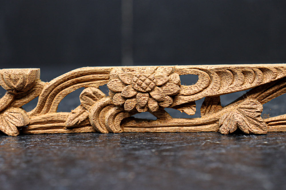 Small sculpture ornament DC8369ab