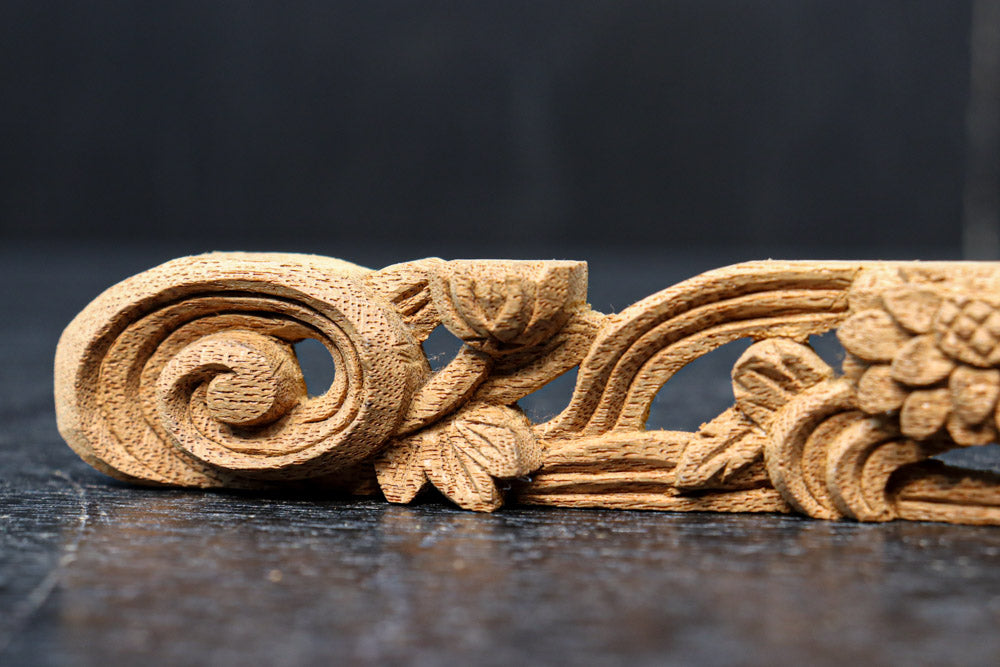 Small sculpture ornament DC8369ab