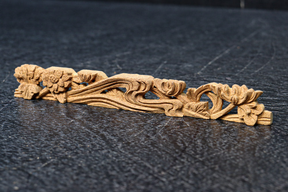 Small sculpture ornament DC8369ab