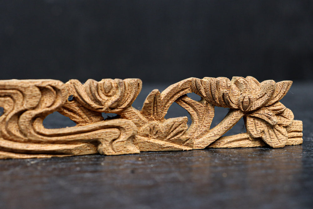 Small sculpture ornament DC8369ab