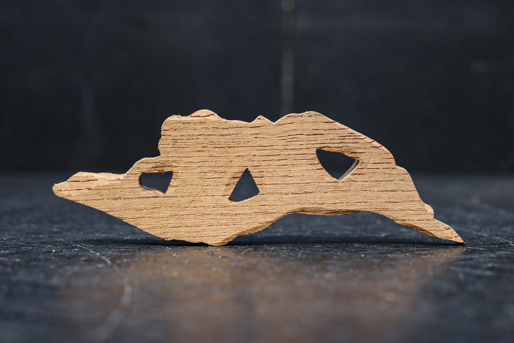 Small sculpture ornament DC8370abc