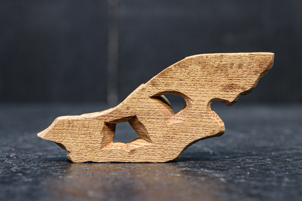 Small sculpture ornament DC8370abc