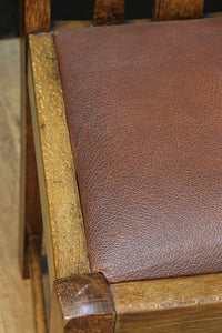 深みのある風合いで上品なアンティークチェア　DC8378　在庫(a:1 b:1 c:1 d:1)脚