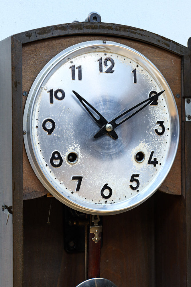 木目調の色合いが映える壁掛け時計【不動】　DC8383