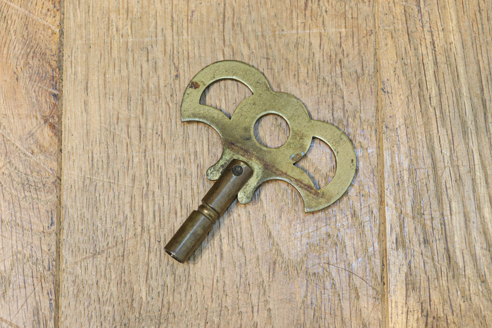 木目調の色合いが映える壁掛け時計【不動】　DC8383