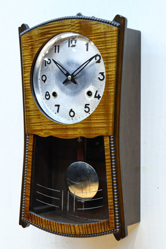 木目調の色合いが映える壁掛け時計【不動】　DC8383