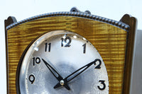 木目調の色合いが映える壁掛け時計【不動】　DC8383