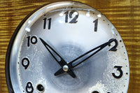 木目調の色合いが映える壁掛け時計【不動】　DC8383