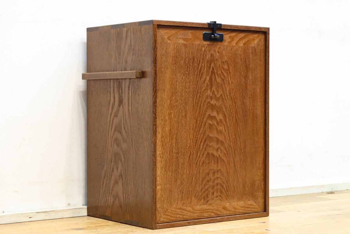 Antique tools DC8386