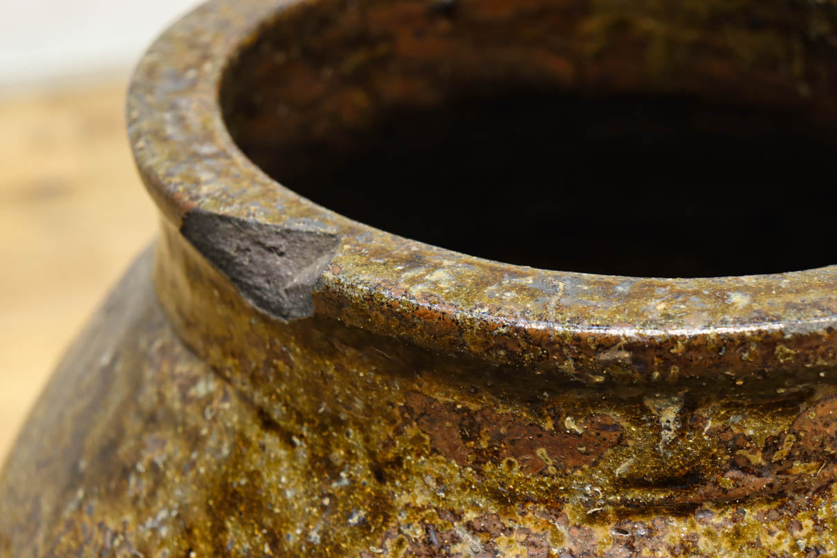 Antique tools DC8400