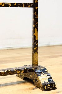 黒漆で雅な気品溢れる手ぬぐい掛け　DC8401a