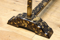 黒漆で雅な気品溢れる手ぬぐい掛け　DC8401a