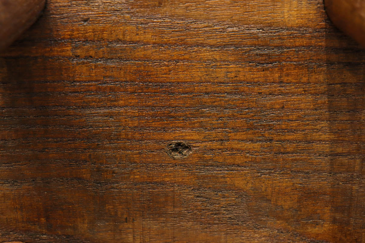 丸脚デザインが素敵なオークスツール　DC8402