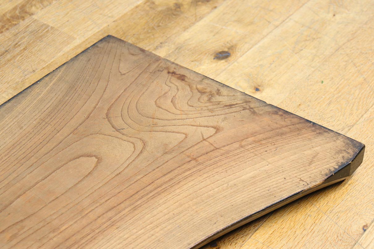 杢目が美しいツートンカラーの敷板　DC8406