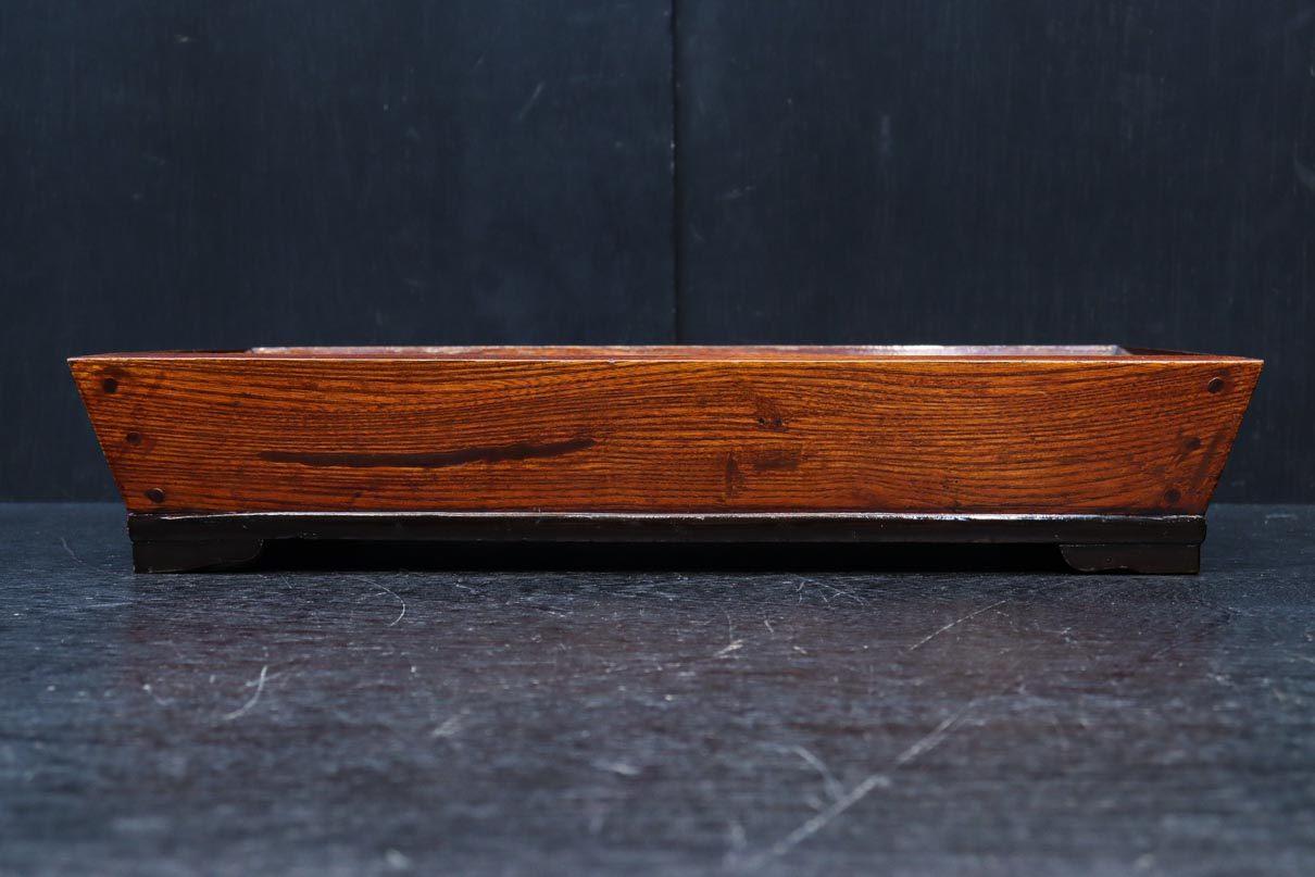 光沢感のある上質な角盆　DC8409