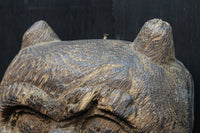 古色の風合いで味わいある木彫りの小さな鬼の面　DC8417