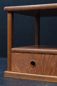 艶やかな風合いに美しい杢目が浮かぶ上品な置台　DC8426