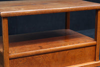 艶やかな風合いに美しい杢目が浮かぶ上品な置台　DC8426