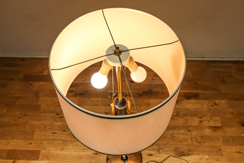 高さ1510ミリ!! モダンな笠が素敵な大型スタンドライト　DC8433