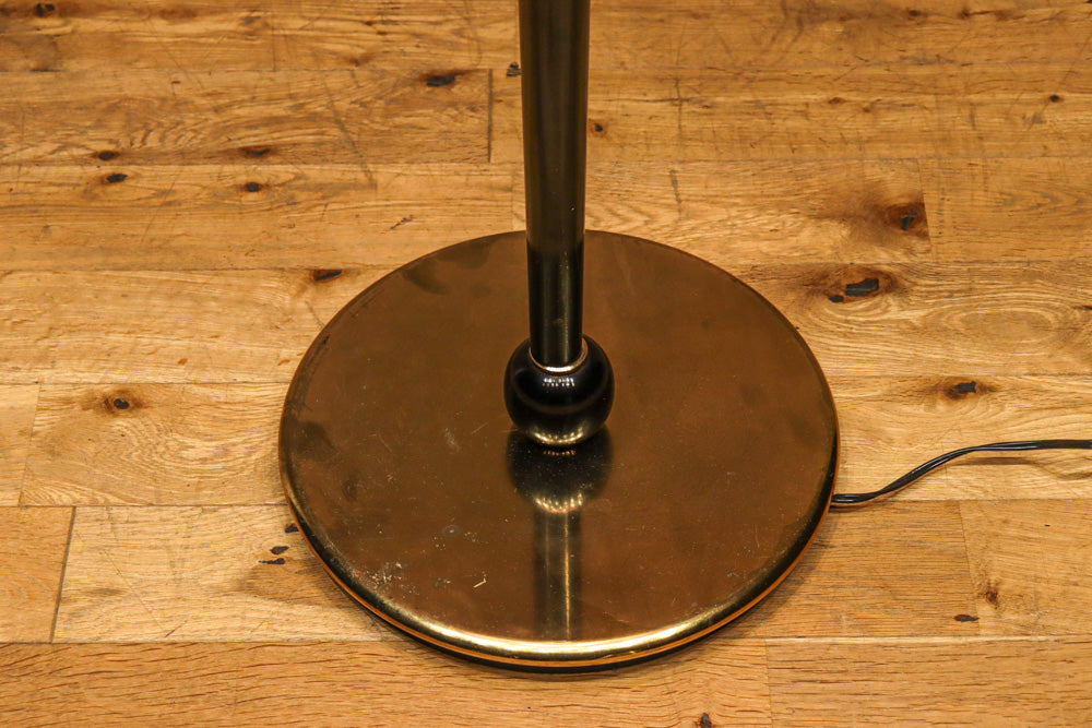 高さ1510ミリ!! モダンな笠が素敵な大型スタンドライト　DC8433