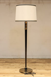 高さ1510ミリ!! モダンな笠が素敵な大型スタンドライト　DC8433