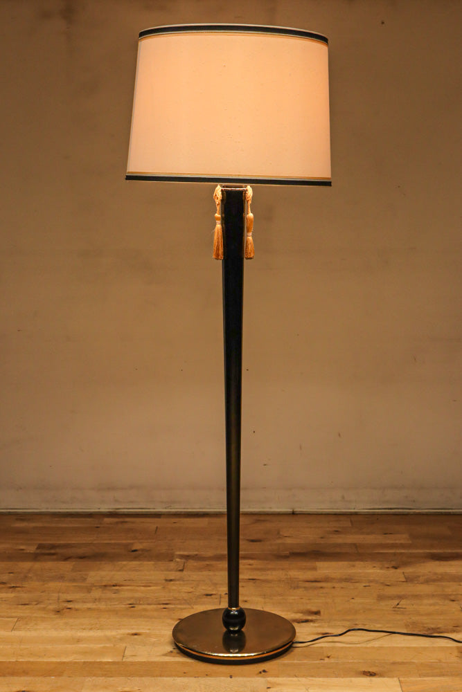 高さ1510ミリ!! モダンな笠が素敵な大型スタンドライト　DC8433