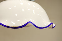 ブルーの縁取りをしたフリルが可愛い深型の電笠　D8443