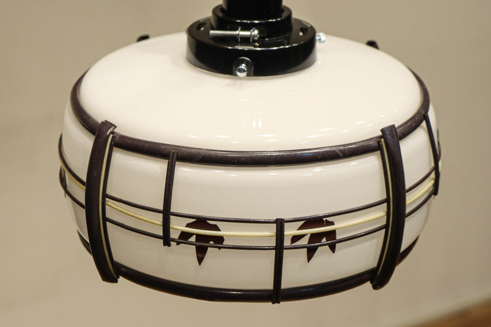 華やかな朱セルの紅葉模様で風情ある電笠　DC8446