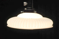 和の趣きあるプレスガラス電笠　DC8447