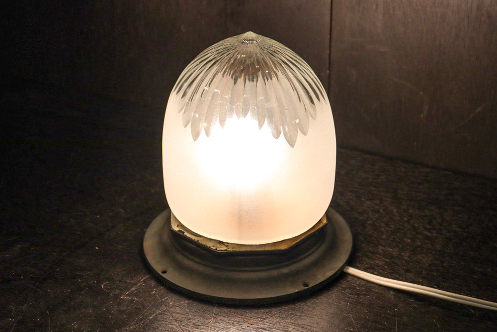 シャープな切子模様でレトロな雰囲気の天井直付け灯カバー　DC8453