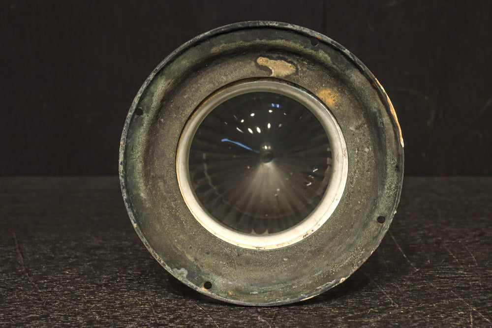 シャープな切子模様でレトロな雰囲気の天井直付け灯カバー　DC8453