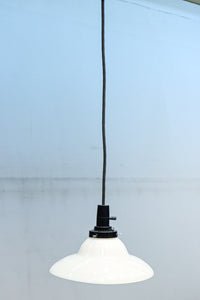 ころころと愛嬌ある丸みが魅力的な電笠　DC8471