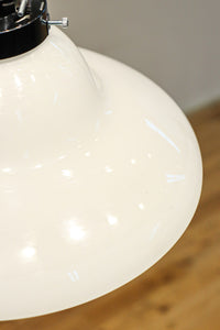 ころころと愛嬌ある丸みが魅力的な電笠　DC8471