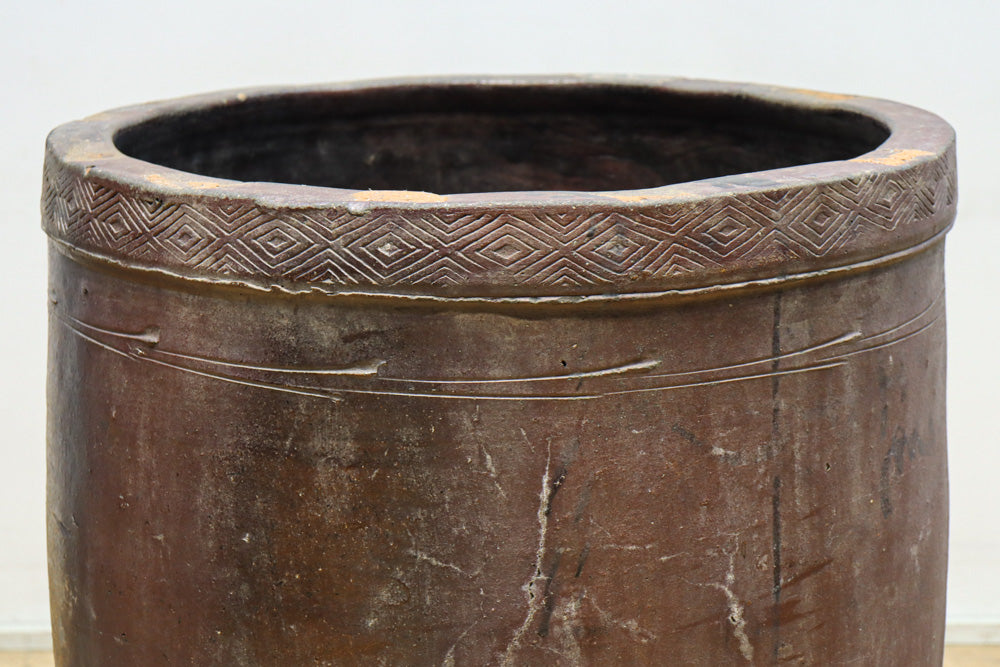 朴訥な風合いで温かみのあるカメ　DC8476