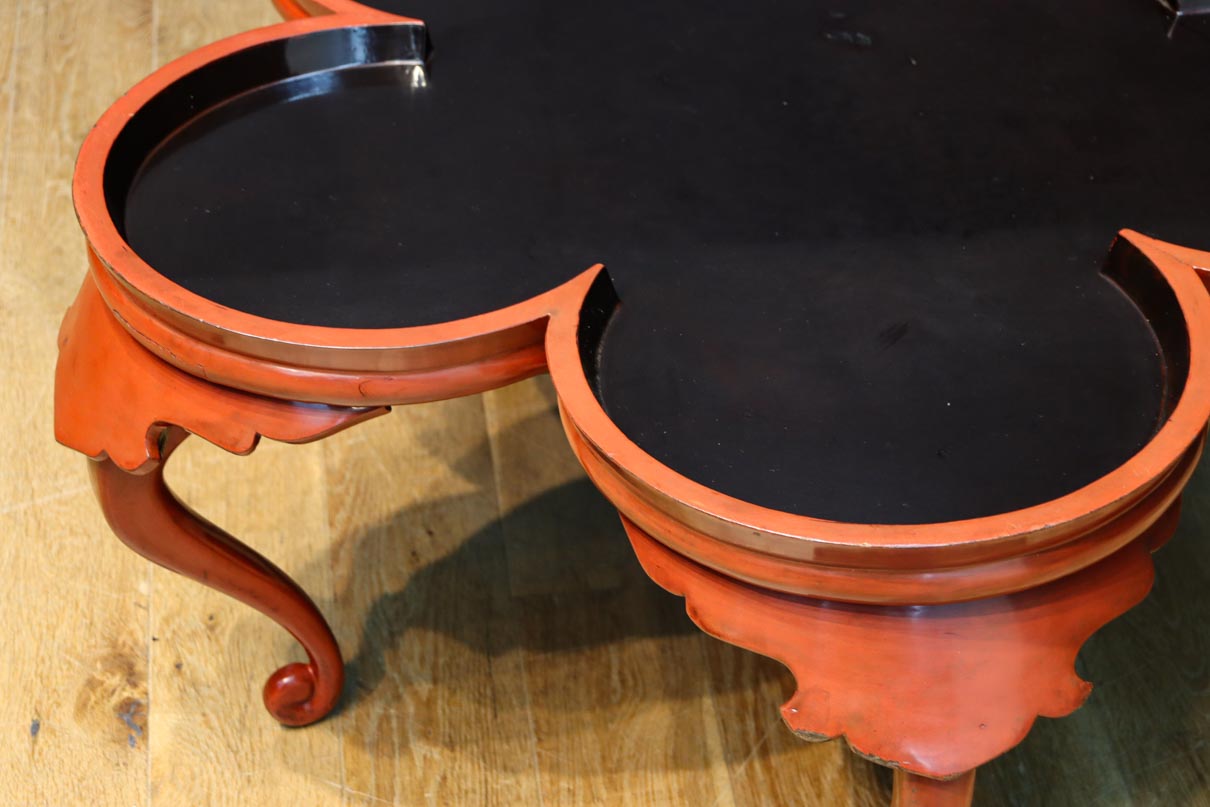 珍品!! 漆の味わいが素敵な花型の大きなお膳　DC8481