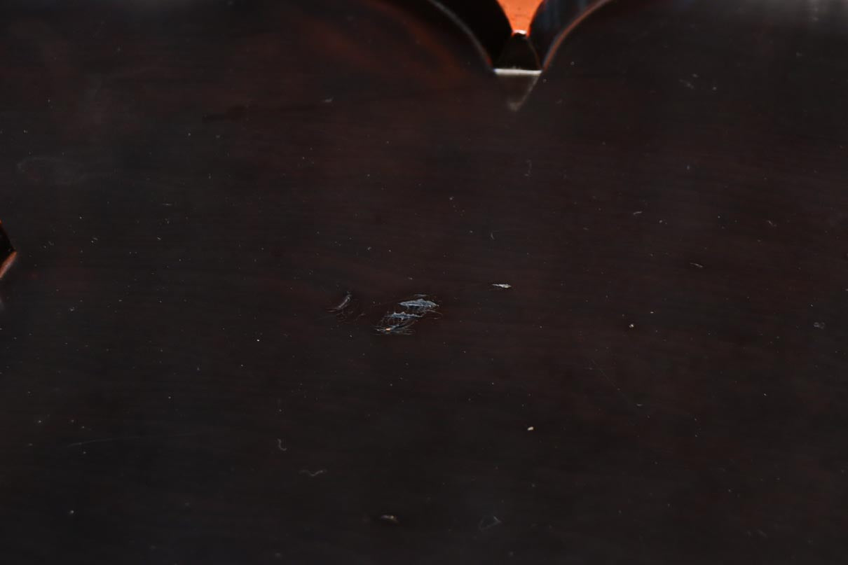 珍品!! 漆の味わいが素敵な花型の大きなお膳　DC8481