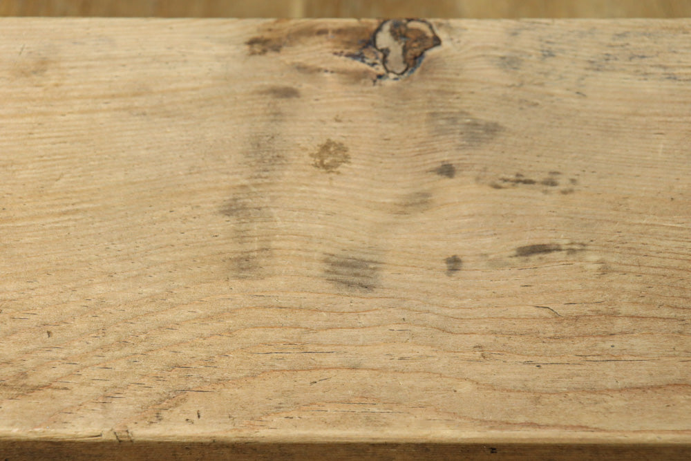 小振りサイズの重厚感ある踏み台　DC8484