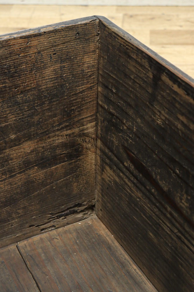 特大サイズ!! 可愛らしい持ち手の使い馴染んだ味わいのある炭入れ　DC8495