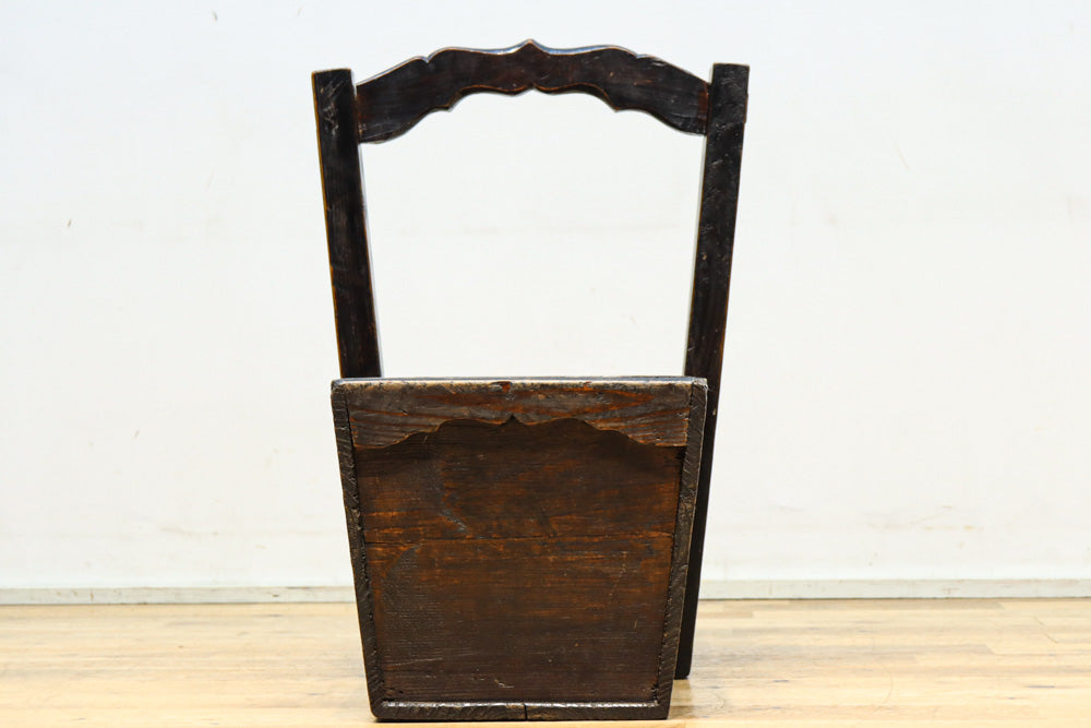 特大サイズ!! 可愛らしい持ち手の使い馴染んだ味わいのある炭入れ　DC8495