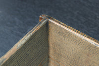 古色の色合いで風格漂う炭入れ　DC8496