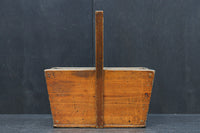 古色の色合いで風格漂う炭入れ　DC8496