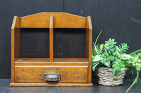 温かみある木地色の引き出し付き卓上本棚　DC8502