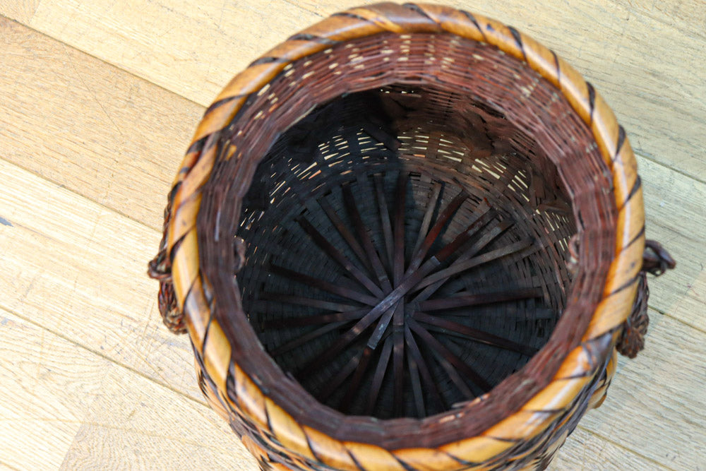 編み目模様が美しい両持ち手付の大きな花カゴ　DC8522