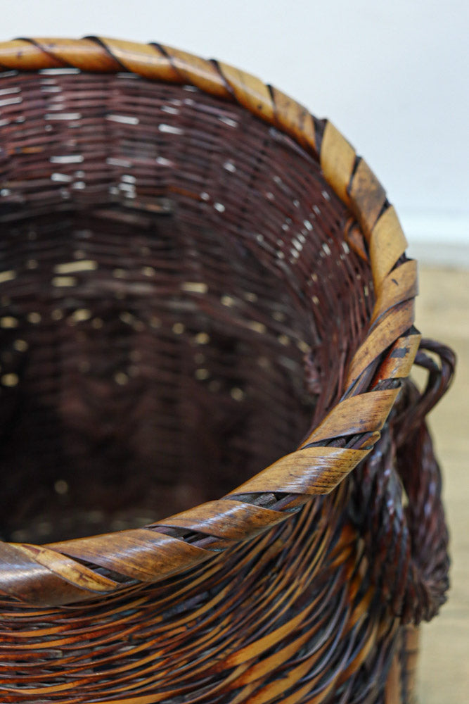 編み目模様が美しい両持ち手付の大きな花カゴ　DC8522