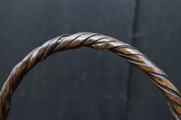 スラリとしたシルエットの持ち手付き花カゴ　DC8523