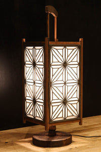 大きな麻の葉組子が浮かぶ可憐な佇まいのワーロン入り行灯　DC8529ab　在庫(a:1 b:0)台